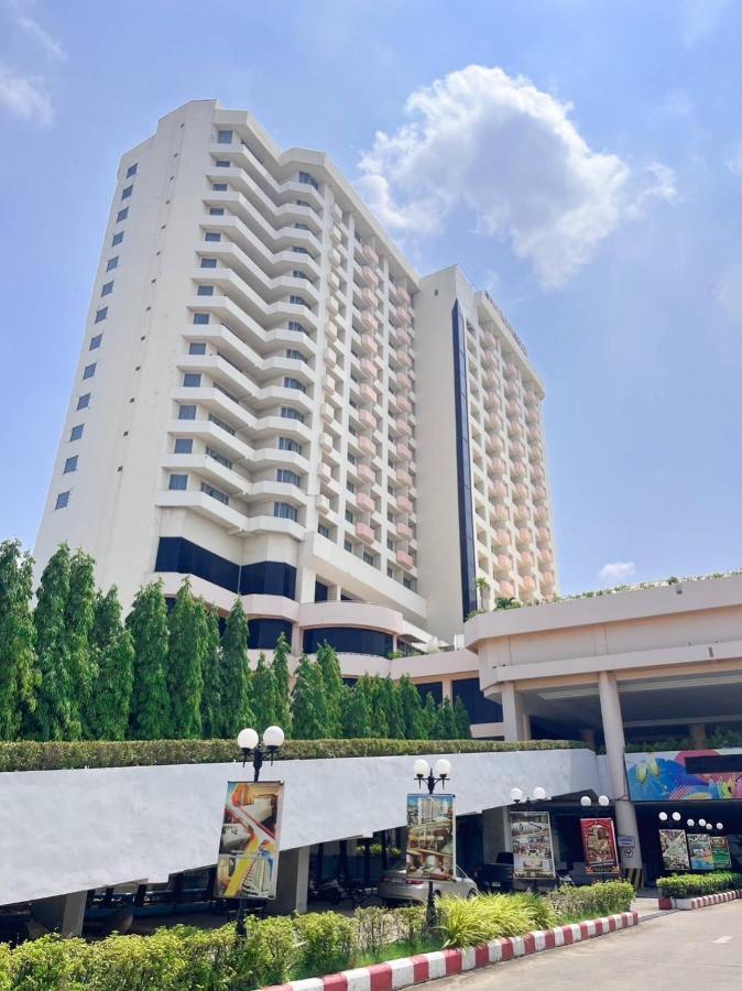 Charoen Thani Hotel, Khon Kaen Exterior photo