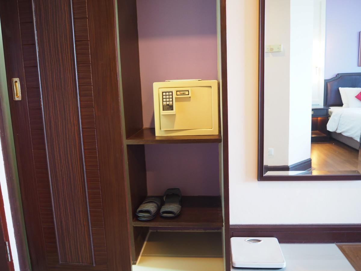 Charoen Thani Hotel, Khon Kaen Exterior photo