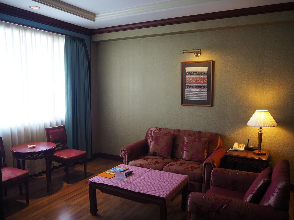 Charoen Thani Hotel, Khon Kaen Exterior photo
